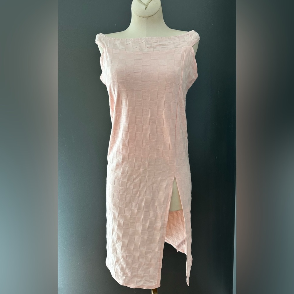 Urban Outfitters *NWT* baby pink dress with slit.